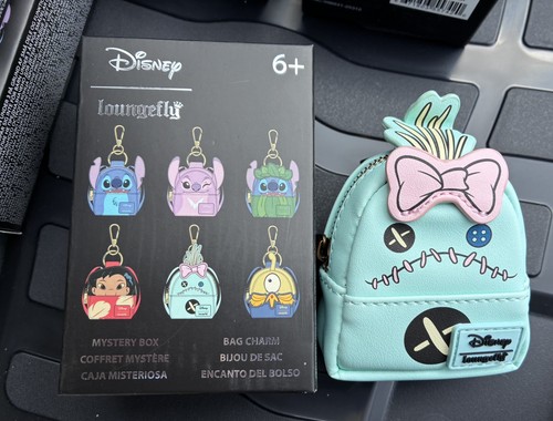 Loungefly lilo and stitch - loungefly,